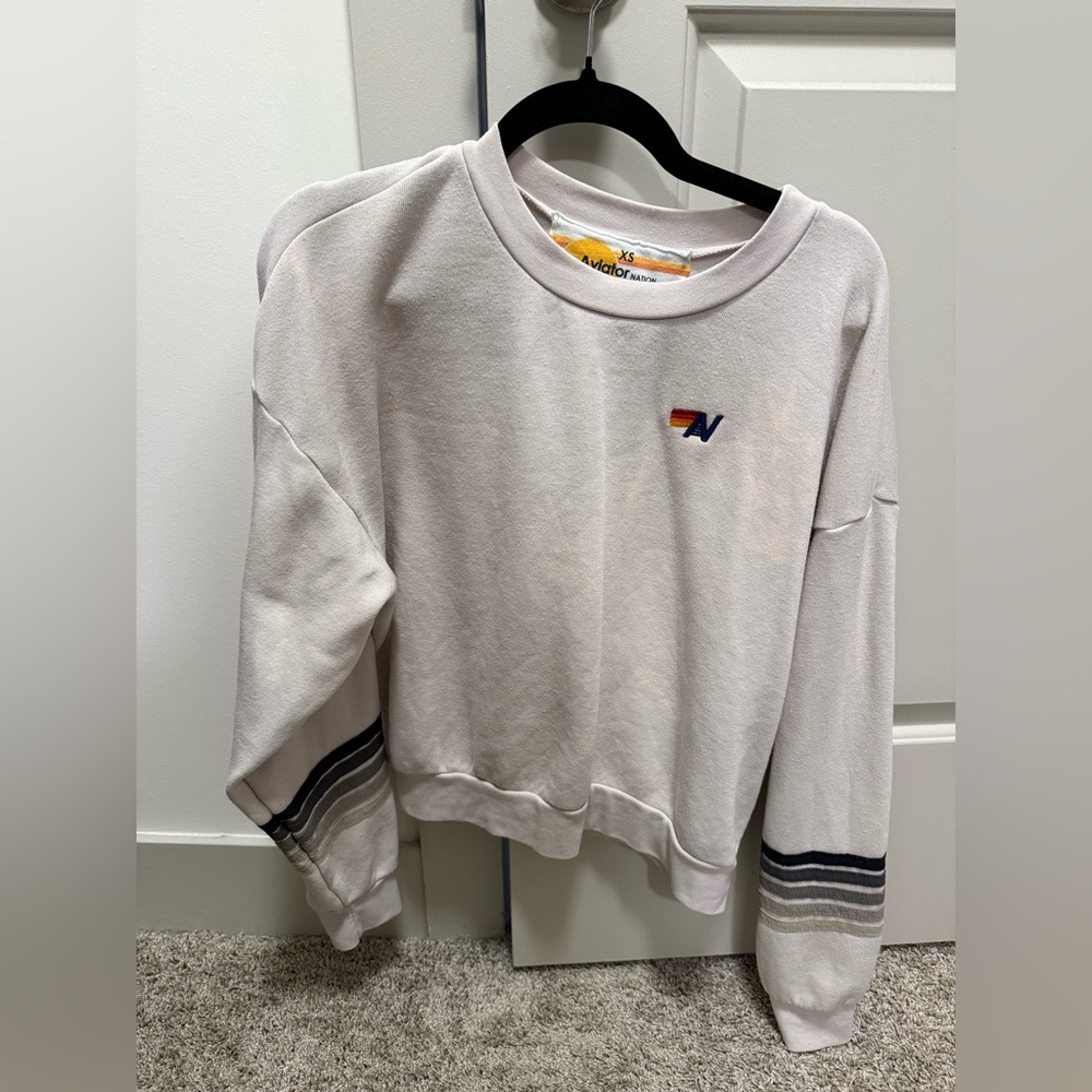 Aviator Nation X-Small White Sweatshirt. ⚡️💕